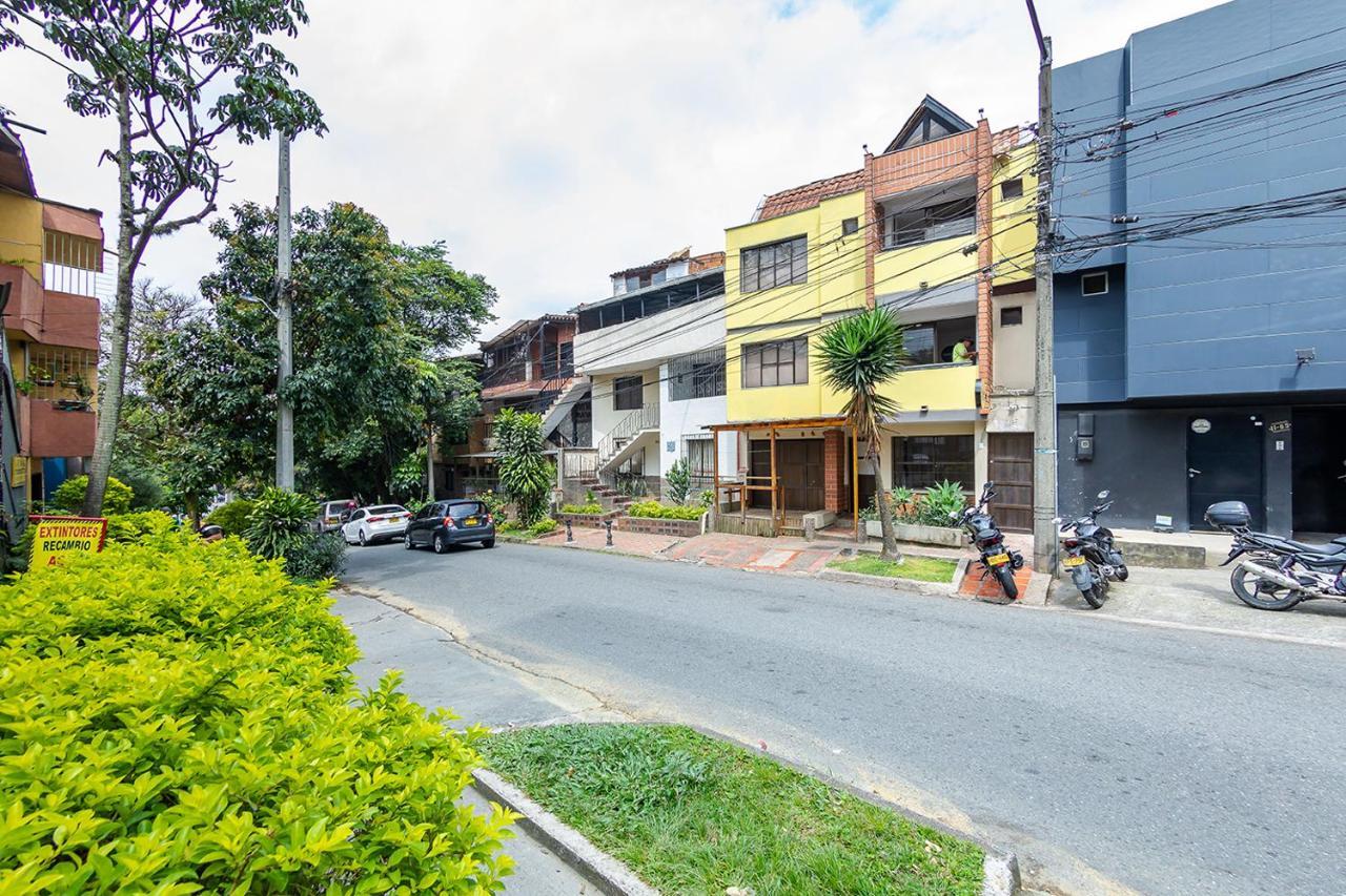 Ayenda Medallo City Medellín Exterior foto